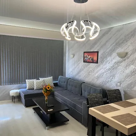 менада хоризонт Apartment