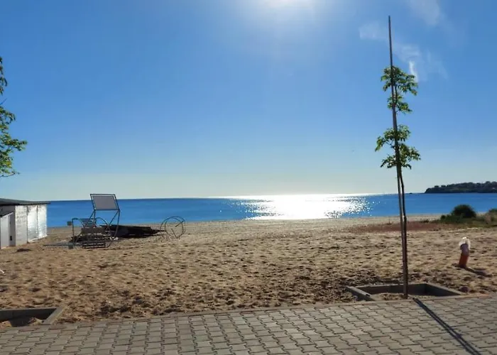 דירה менада хоризонт